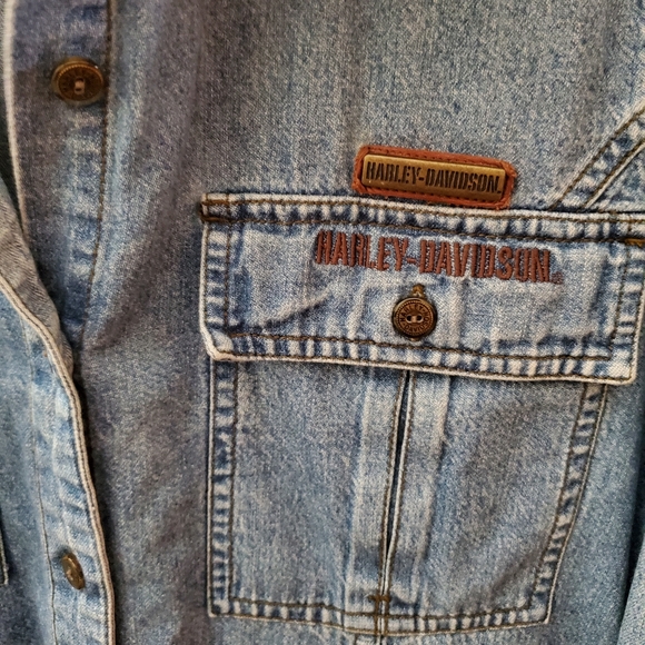 Women's Button Down Denim Harley Davidson Shirt Small - Picture 2 of 4